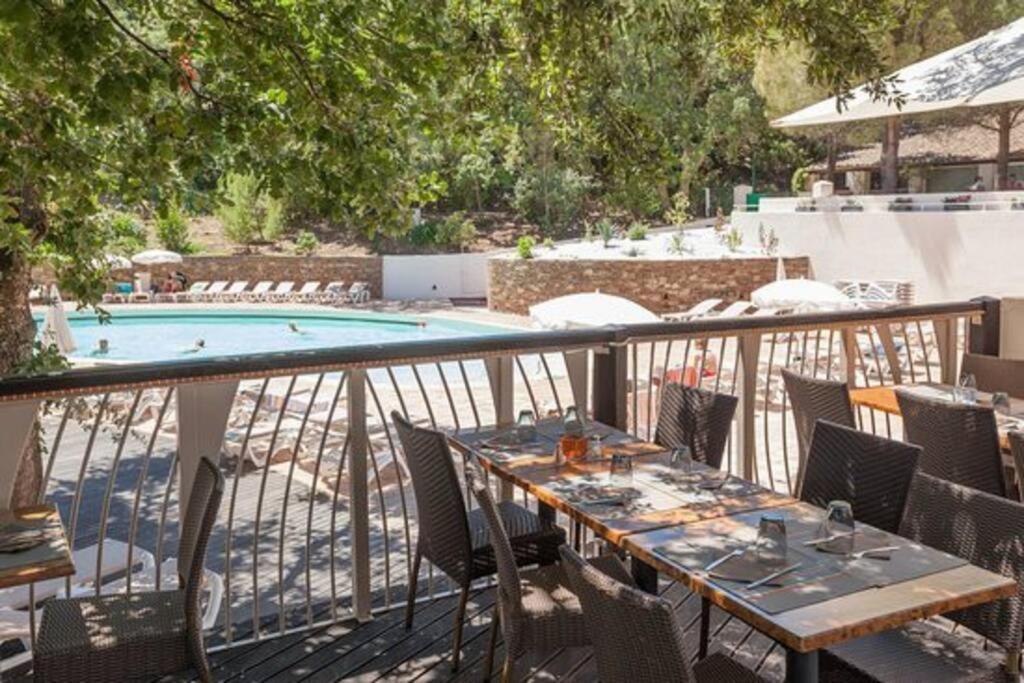 Les Restanques 3 Etoiles 4 A 5 Pers 2143 Grimaud