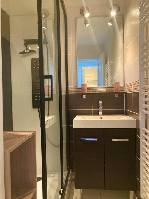 Apartment Les Restanques 3 Etoiles 4 A 5 Pers 2143 *